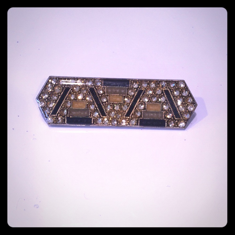 Vintage Stone Brooch!